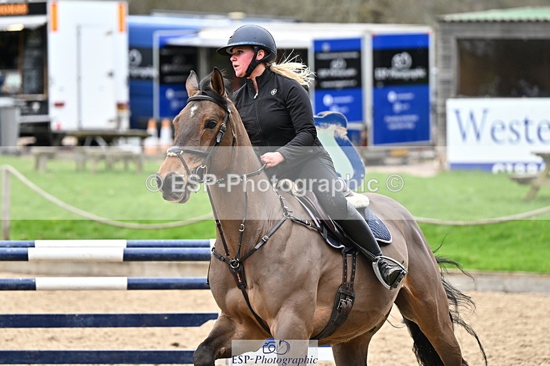 250201A-131714-00776 - Cls 03 Local Horse 110cm