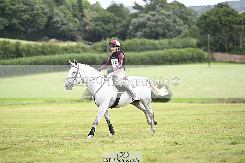 240825X-114944-32620 - 70cm XC 11.00 to 12.00