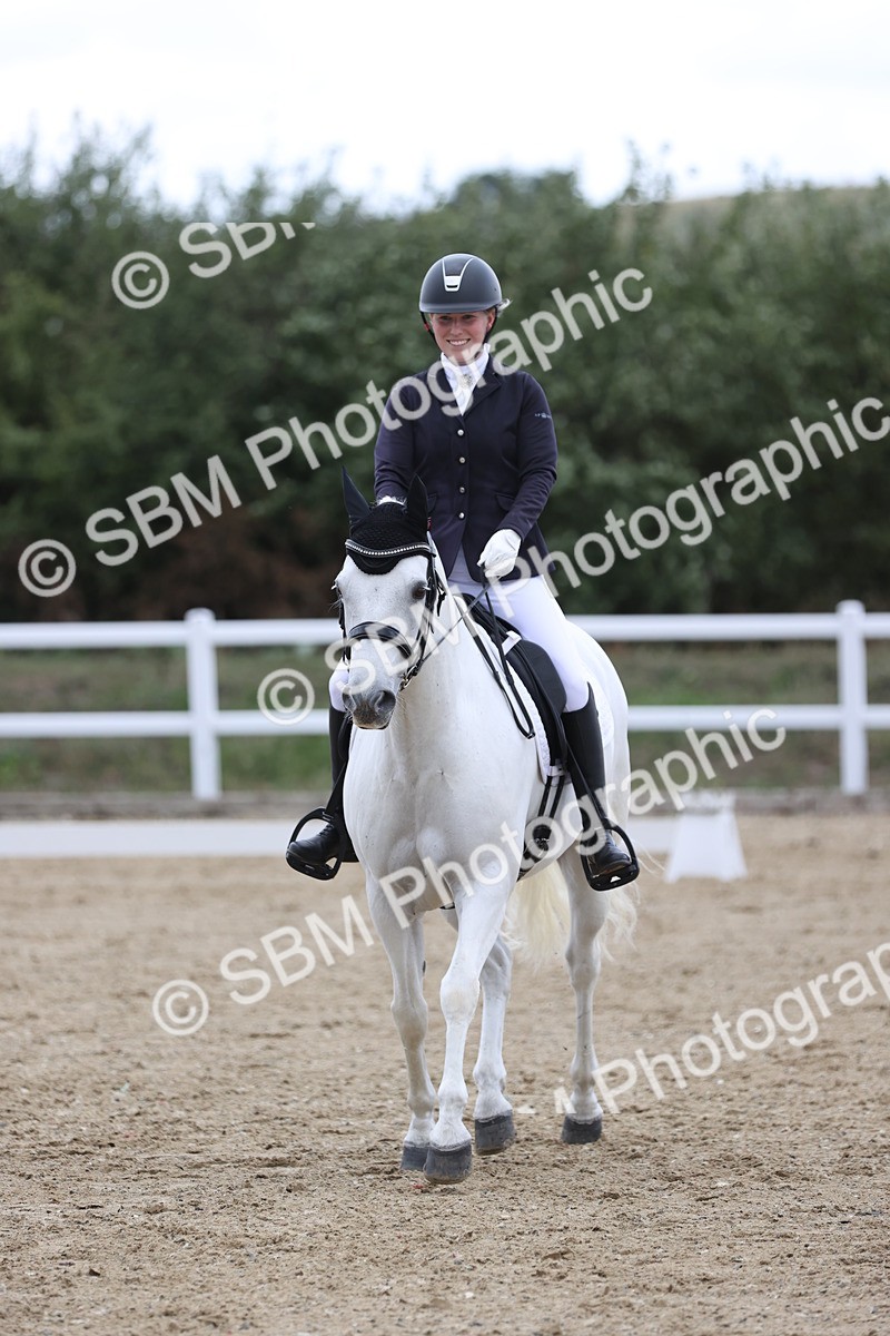 SBM_003980 - Class 9 - Novice 3 Champs