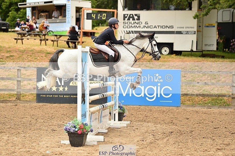 230618-134856-12802 - Cls 25 Pony Foxhunter & 1.10m Open
