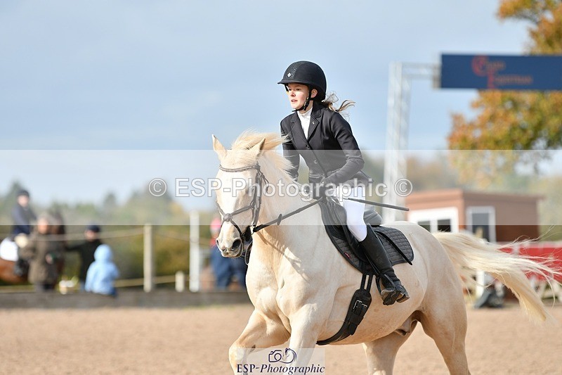 251026-120755-02770 - Cls 23+24 80cm Club and Schools