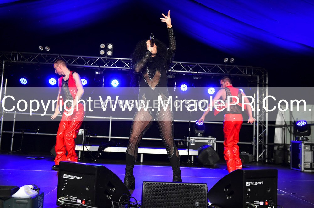 SH4_6585 - The Cher Experience