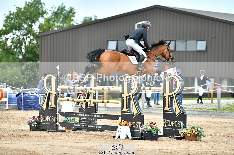 230720A-150855-03729 - Cls 9, 2 Star Big 1.40m Start to break