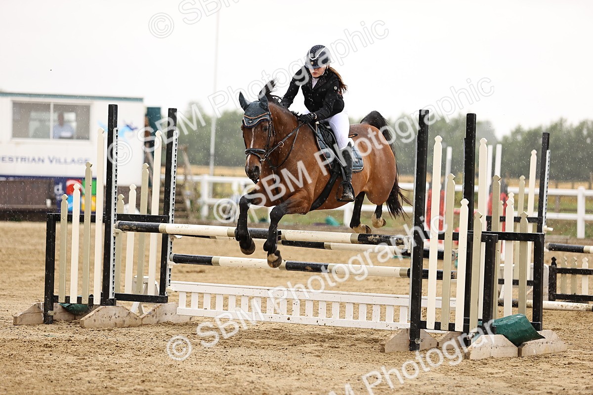 SBM_024827 - Class 9 - Senior British Novice - 90cm