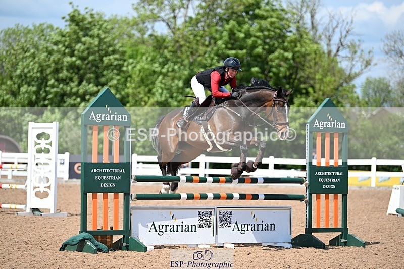 260507-134659-03644 - Cls 9 1.05m Amateur Qualifier