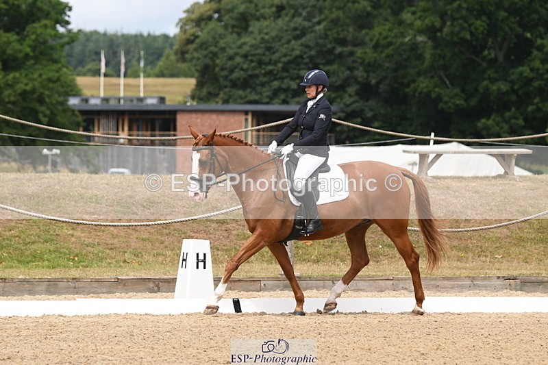 250719A-113145-04384 - 039-Caroline.Toman-D-Pandora.Ramall