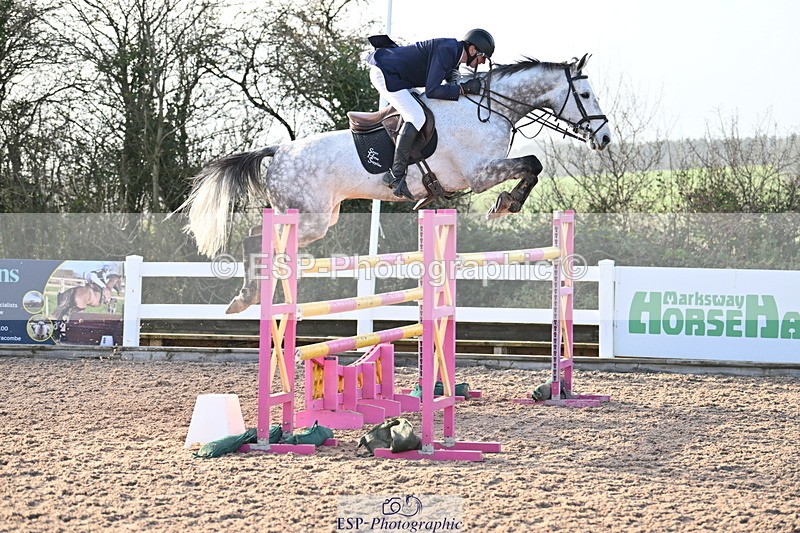 231209A-135220-01963 - Cls 15 National 1.30m & 1.40m