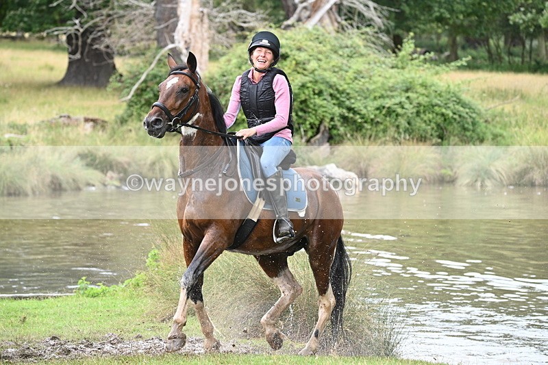 WJ7_3855 - Time at Water 12:52 to 13:22