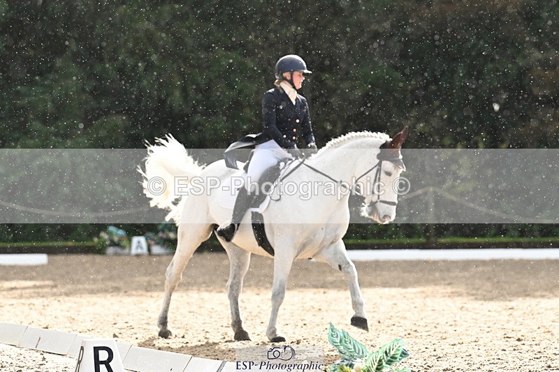 251023A-143933-05566 - B-153-Charlotte.Franck-Steier