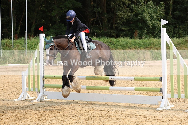 3E7A2925 - Class 11: Junior 70cm