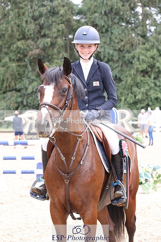 230618-144109-12707 - Cls 20 Pony Foxhunter 2nd R Jump Off's and Pres