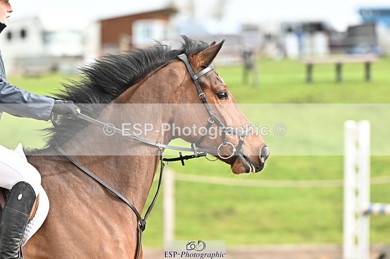 250416-094750-00110 - Cls 1 British Novice and 90cm