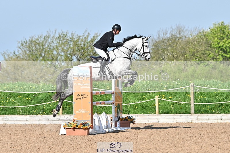 240509A-092635-00554 - Cls 8 Foxhunter