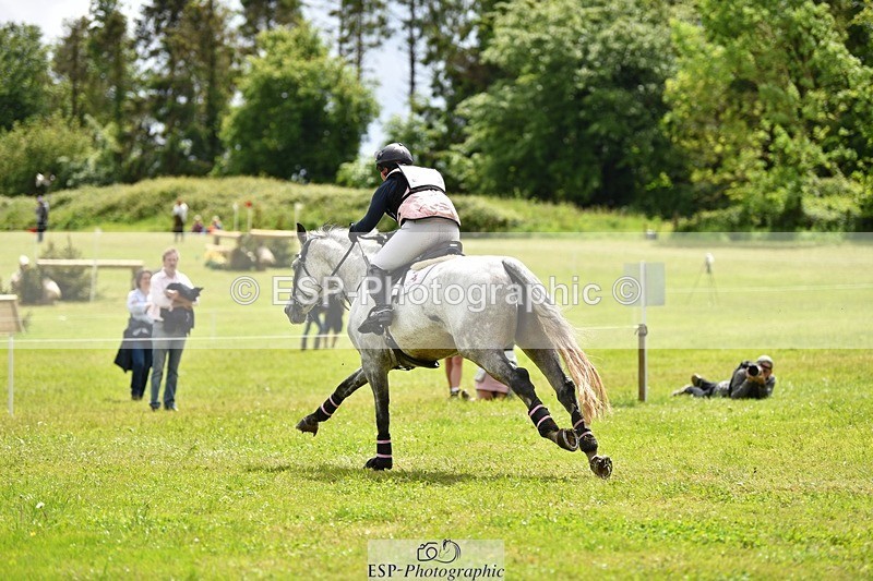 240526-123026-21629 - 546-RUSSAL_Z-Heidi_Coy