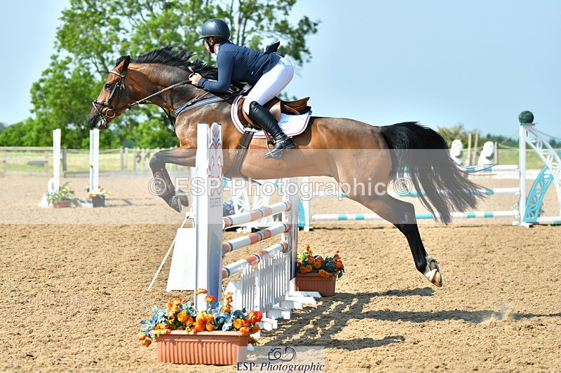 230609A-102457-00097 - Cls 1 Snr 1.05m & 1.10m Open