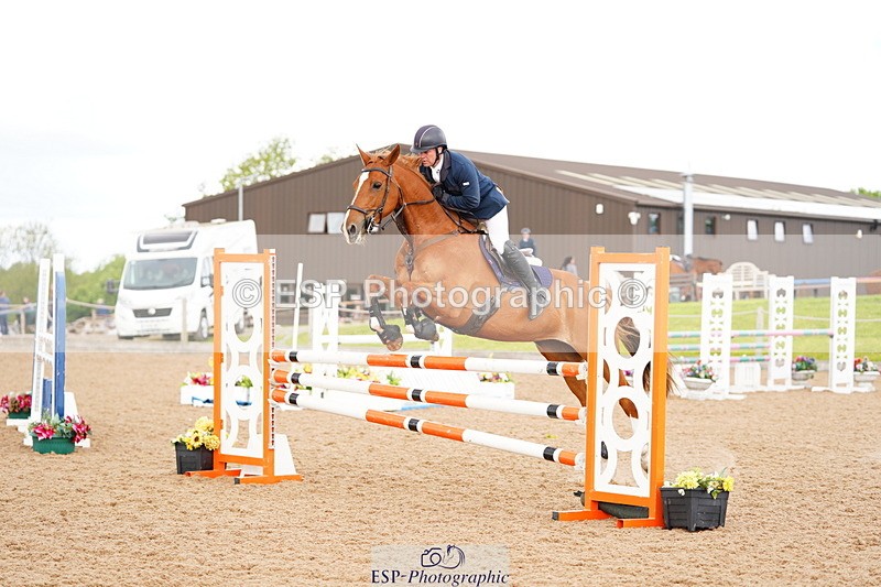 240526A-110948-07746 - Cls 26 Chard Equ 1.05m and 1.10m Grand Prix