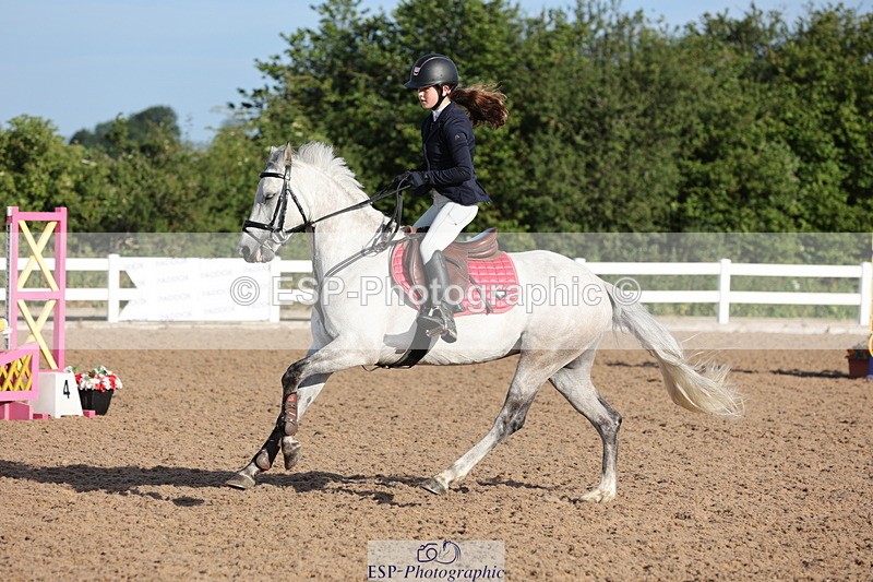 240629A-073757-02153 - Cls 16 British Novice and 80cm Open