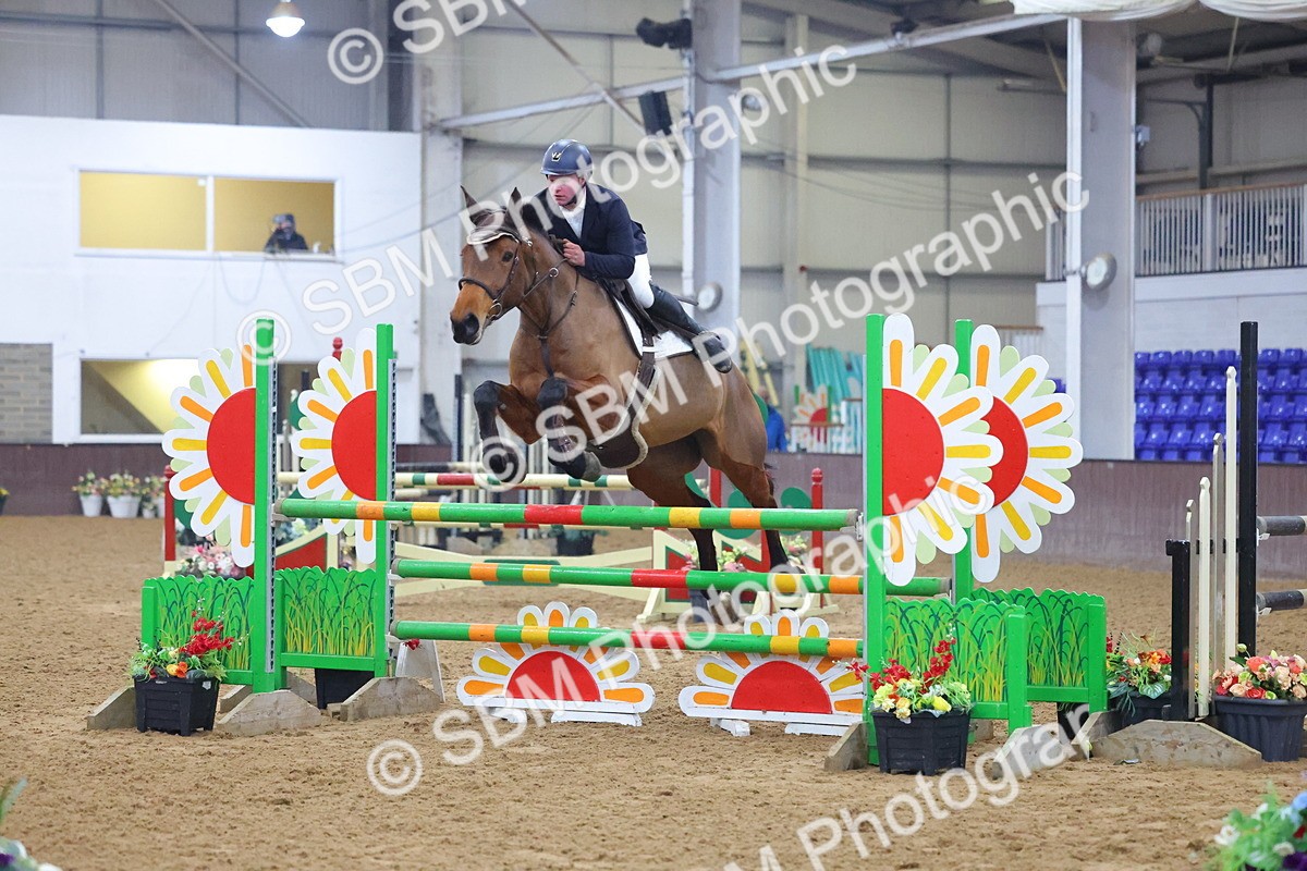 SBM_008842 - Class 22  - Senior Newcomers/ 1.10m Open - First Round (1.10m)