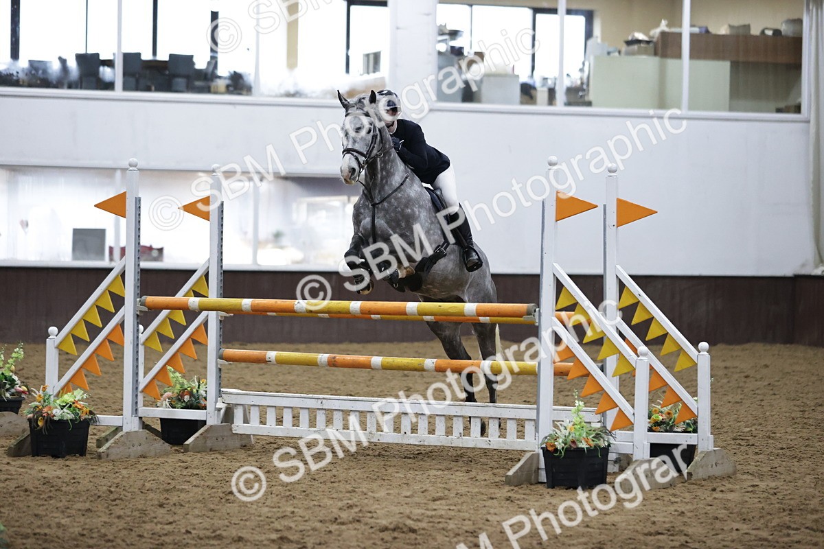 SBM_001270 - Class 4 - Senior Newcomers/ 1.10m Open