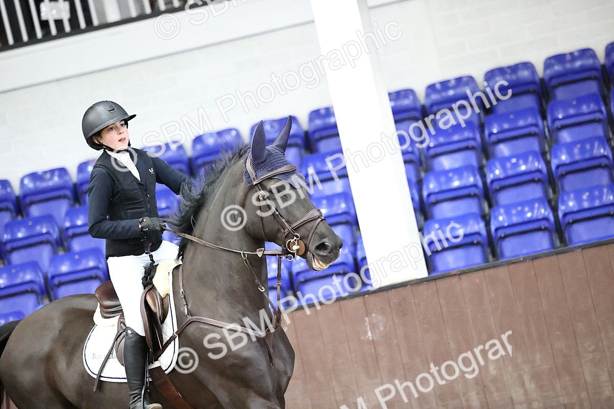 SBM_006327 - Class 16 - Senior Newcomers - 1.10m Open