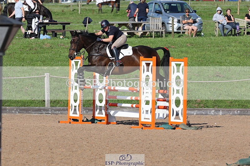 230915A-160734-03042 - Cls 6 Snr 1.05m Derby