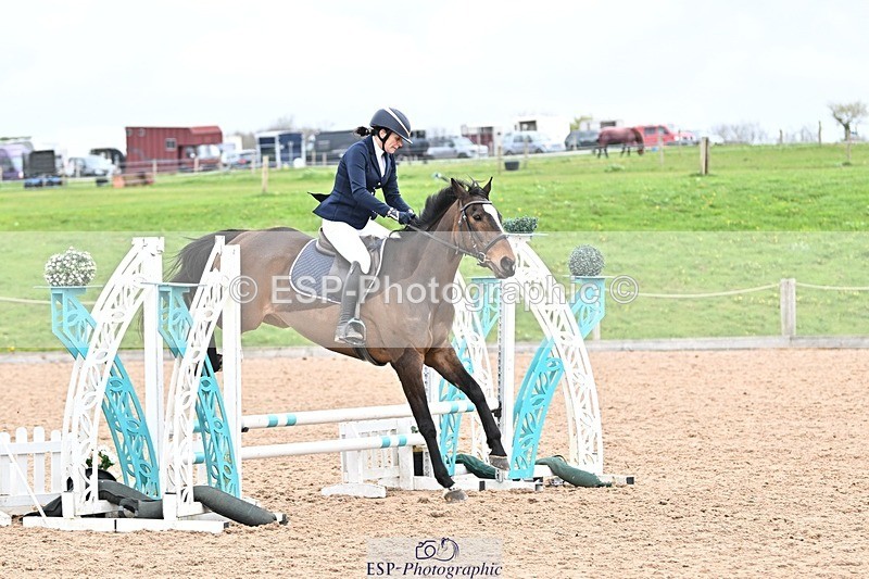 250414-102428-00087 - 70cm Round 1