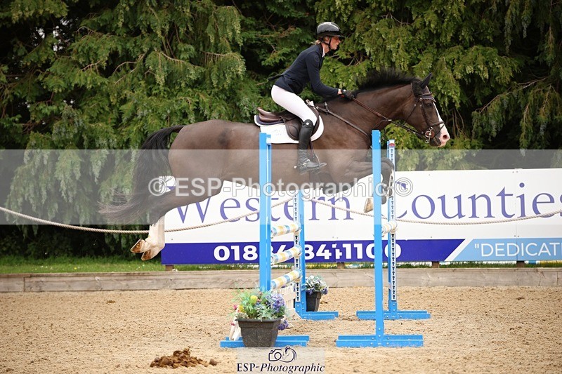 230708-112225-13472 - Cls 26 Newcomers & 1.10m Open