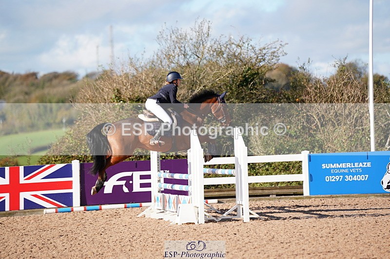 241027A-110942-02379 - SUN Cls 5 Pony Discovery and 90cm Open