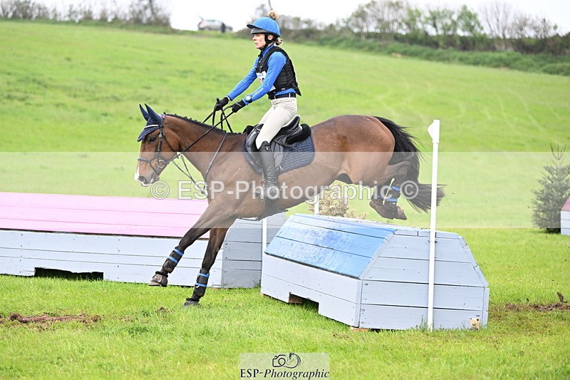 250419-113056-09255 - 409-Charlotte.Bradbury-KENSINGTON.EMPIRE