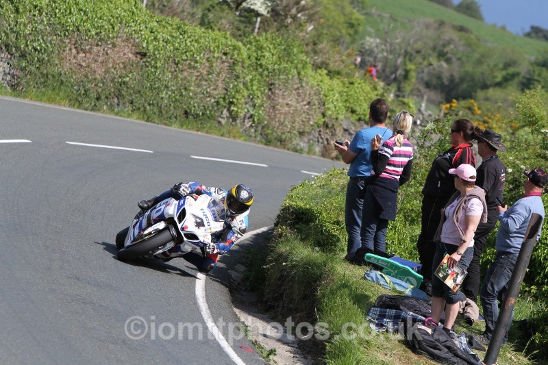 Guy Martin Suzuki / Tyco Suzuki - Dainese Superbike Race 2014