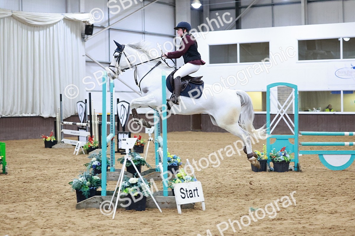 SBM_007592 - Class 24 - Nupafeed Supplements Senior Discovery/ 1m Open