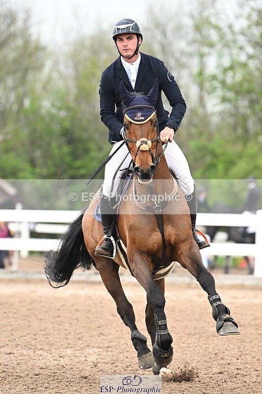 250424-122412-04298 - Cls 21 - 1 Star Gold Tour