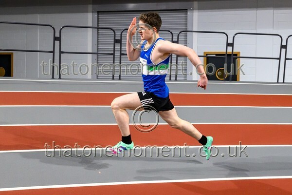 SenInd26-810207 - Track Male Set Two