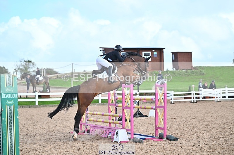 261014-143207-00783 - Cls 07 Snr Fox & 1.20m Open