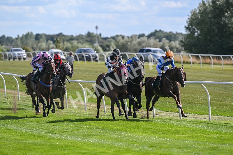 090925-Race 1-Hiccups-8222 - Race 1