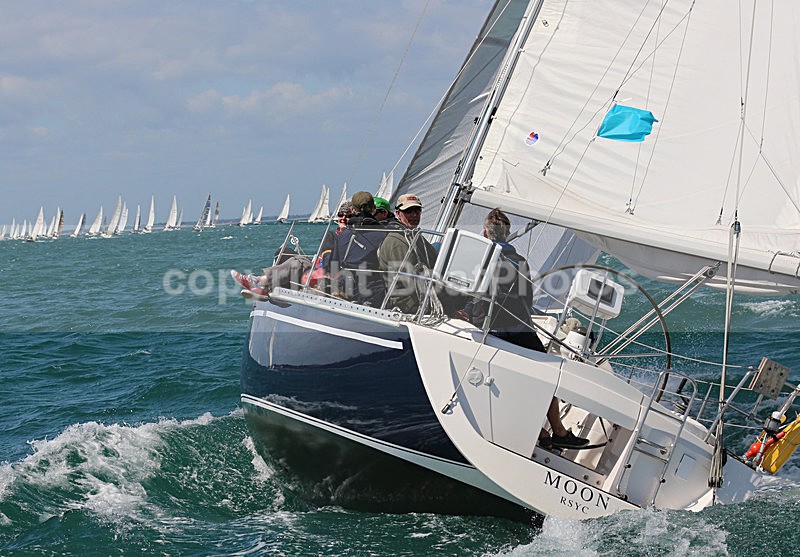 150627 MOON RSYC WT7A9274_P - ROUND THE ISLAND RACE - SATURDAY 27th JUNE 2015
