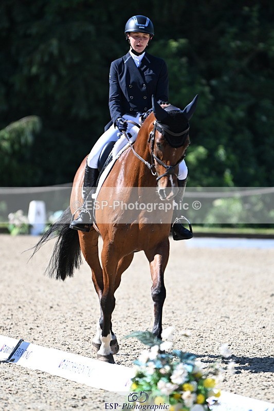 250522A-095647-02790 - A-009-Clementine.Crosthwaite.Eyre-LYJADOR