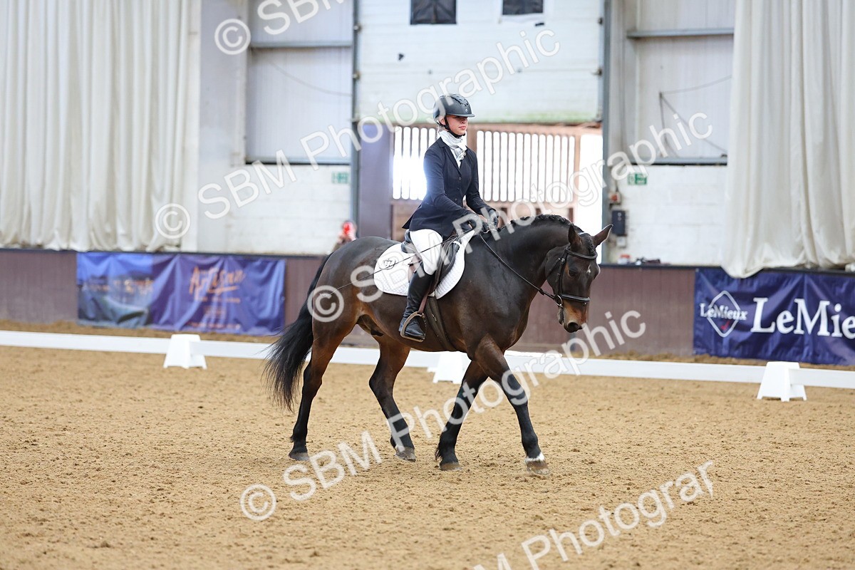 SBM_002732 - Novice