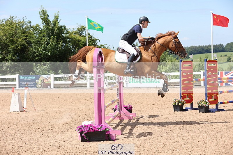 240718A-124754-05252 - Cls 9, 1 Star Bronze Tour 1.10m