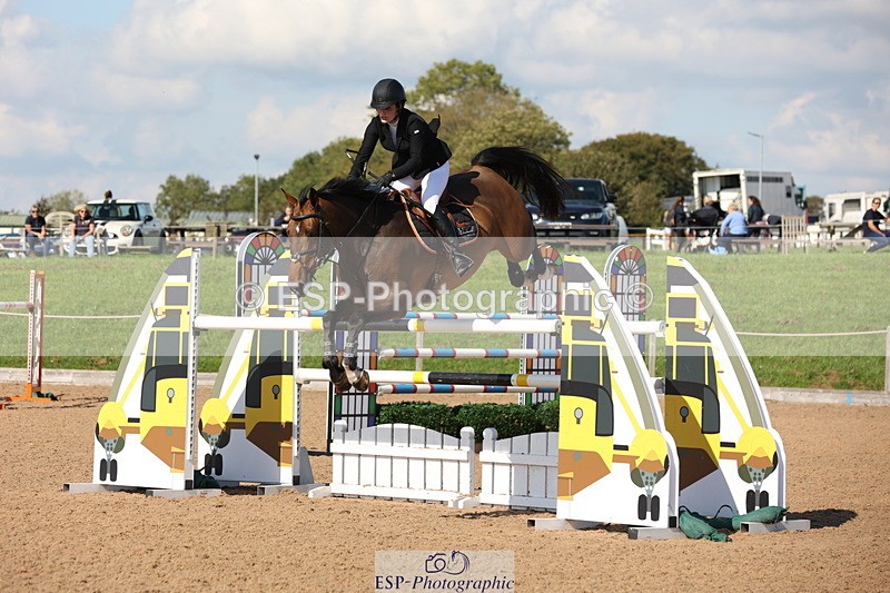 230915A-145948-02861 - Cls 5 National 1.40m