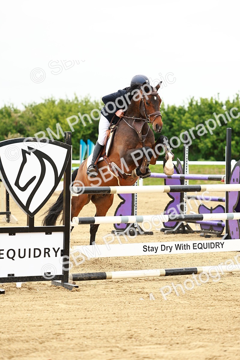 SBM_001058 - Class 5 - Senior Foxhunters - 1.20m