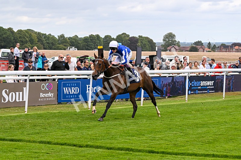 240625-Race 2-Hope Queen-7395 - Race 2