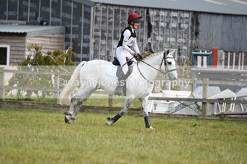 WJ6_1710 - 60cm XC Time 13:22 to 13:53