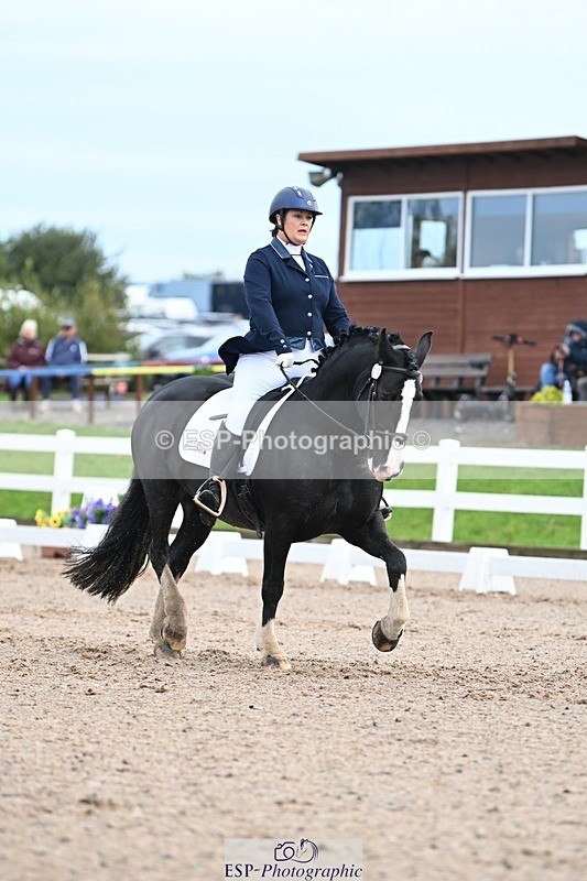 250907-112646-07207 - 018-Kathy.WhiteMilly.111