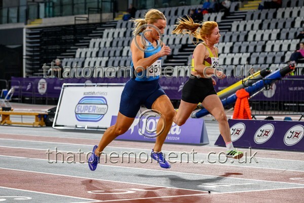 MastRelay26-915939 - Masters Set One