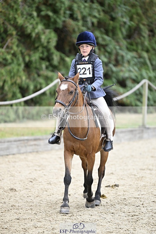 250820A-131757-07039 - Round 1, Start to 1.30pm Break