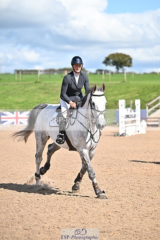 250924-140316-00516 - Cls 6 Foxhunter and 1.20m Open
