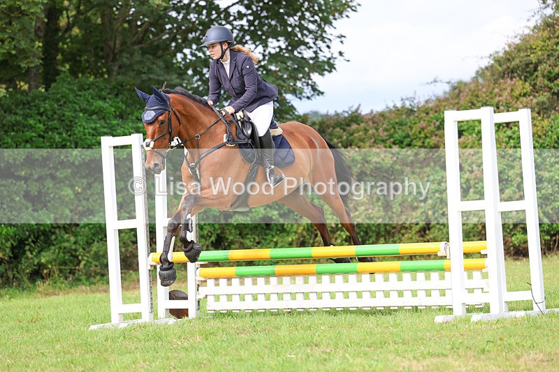 3E7A5738 - Class 2: 70cm Juniors and Seniors