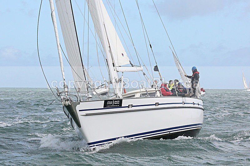 160702 WIGHT SPIRIT GBR4155L - ROUND THE ISLAND Y92A3497 - ROUND THE ISLAND 2016