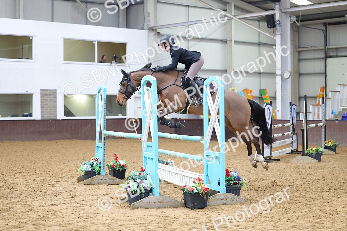 SBM_002873 - Class 8 - Senior Newcomers - 1.10m